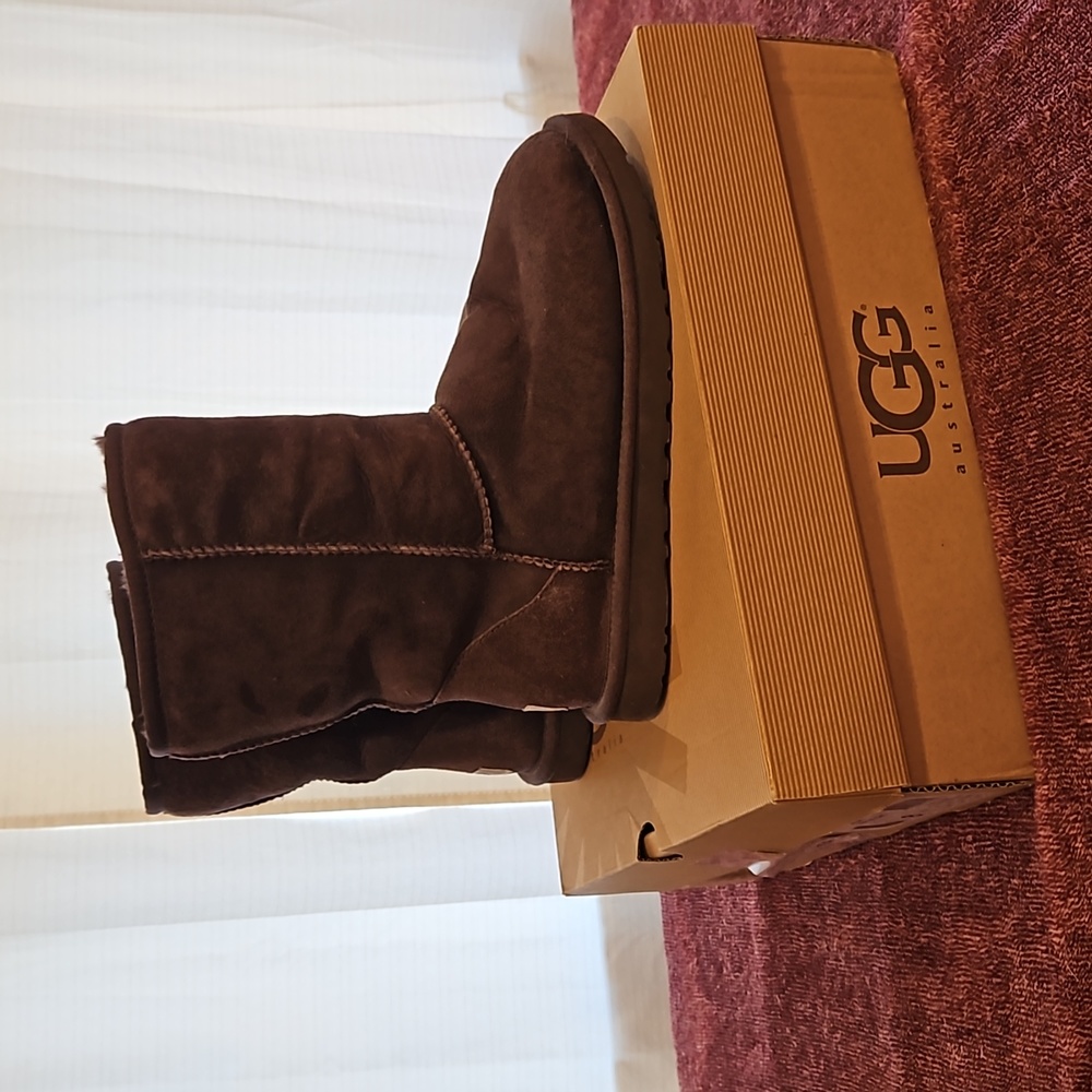 Brown Short UGG Boots Size 8